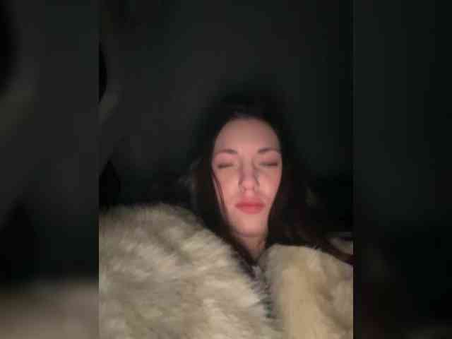 -Your-Michelle- webcam