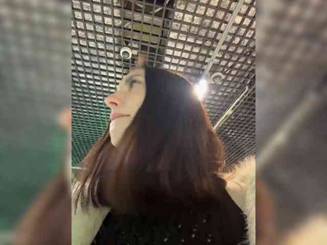 -Your-Michelle- webcam