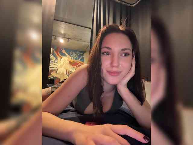 -Your-Michelle- webcam