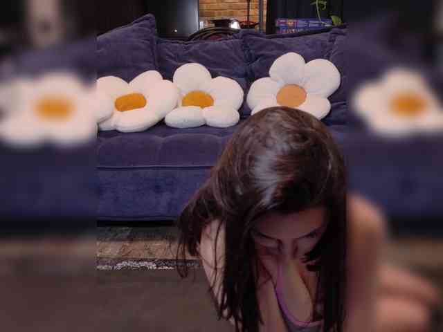 -Your-Michelle- webcam