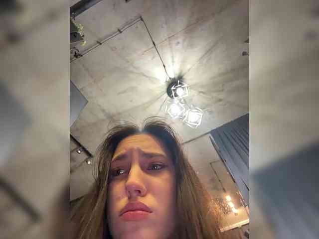 -Your-Michelle- webcam