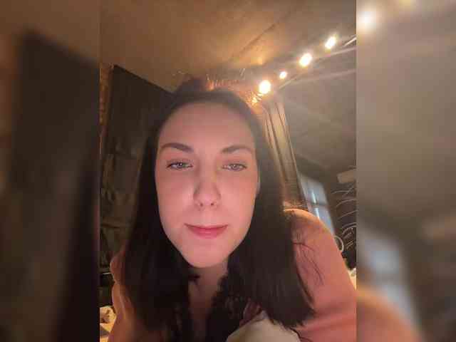 -Your-Michelle- webcam