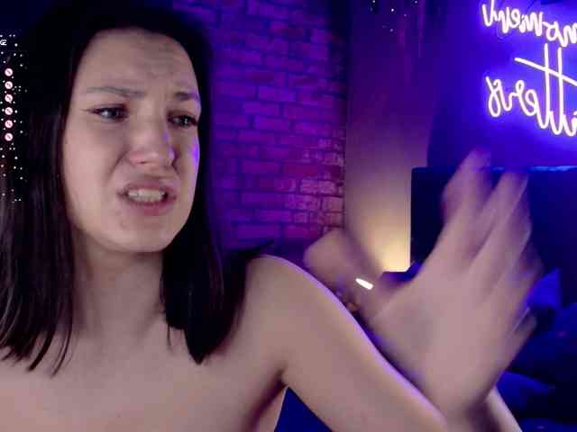 -Your-Michelle- webcam