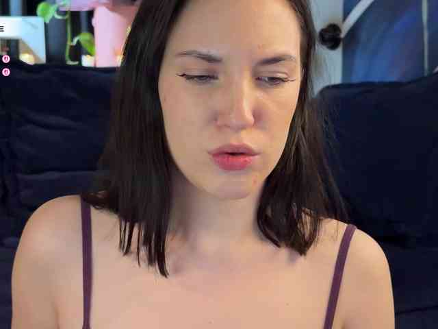 -Your-Michelle- webcam