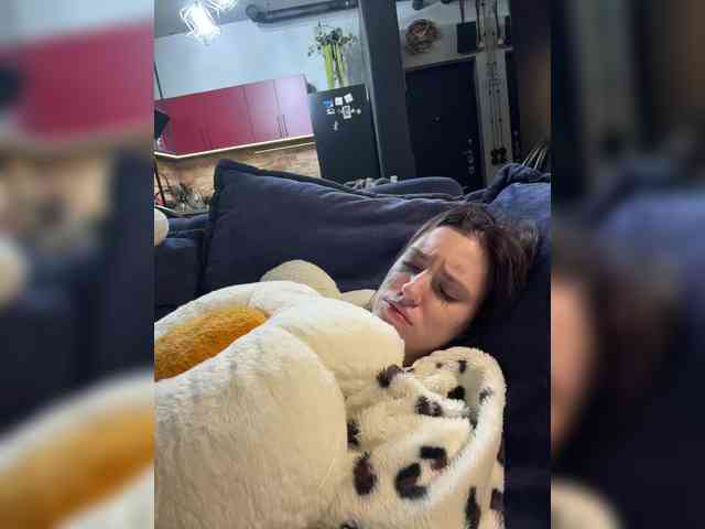 -Your-Michelle- webcam