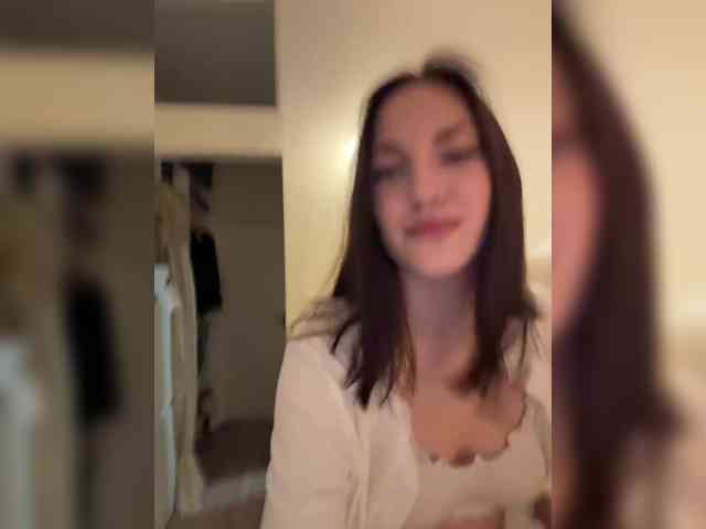 -Your-Michelle- webcam