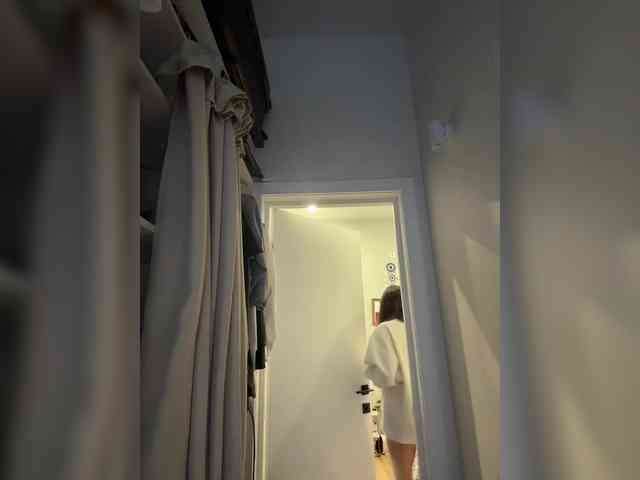 -Your-Michelle- webcam