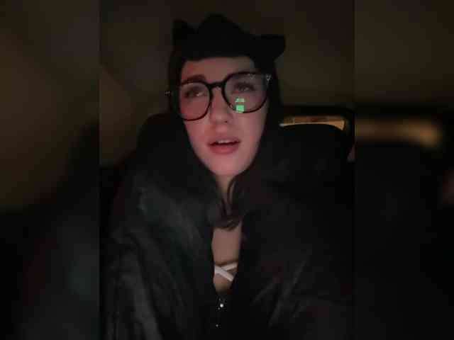 -Your-Michelle- webcam