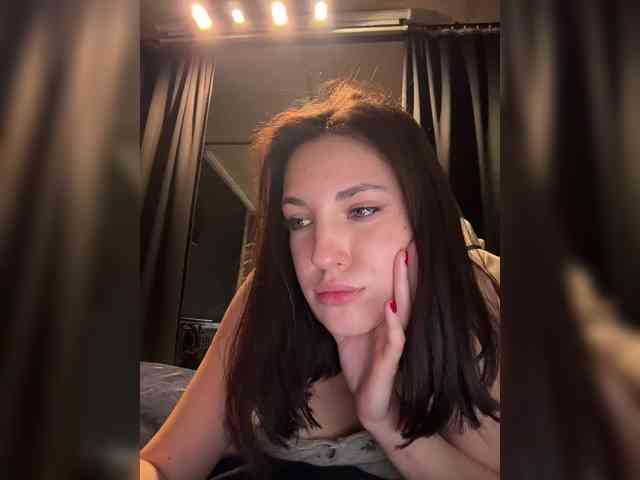 -Your-Michelle- webcam