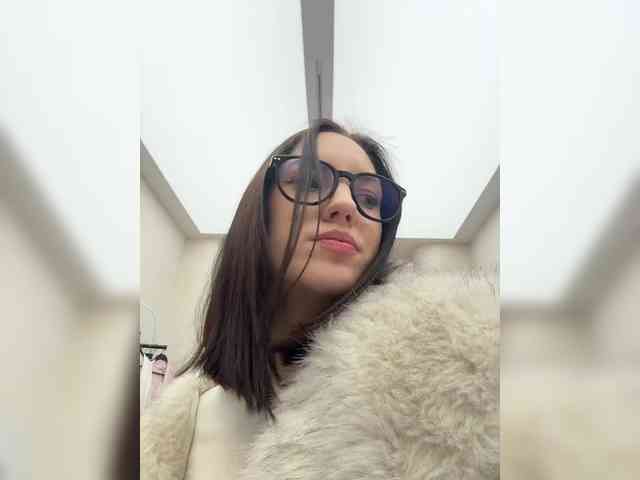 -Your-Michelle- webcam