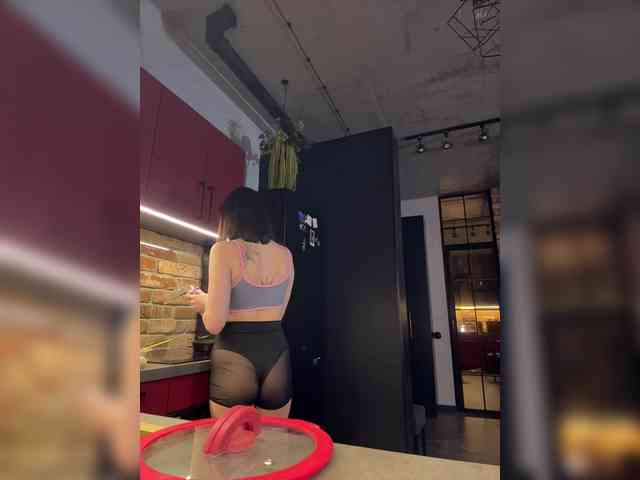 -Your-Michelle- webcam