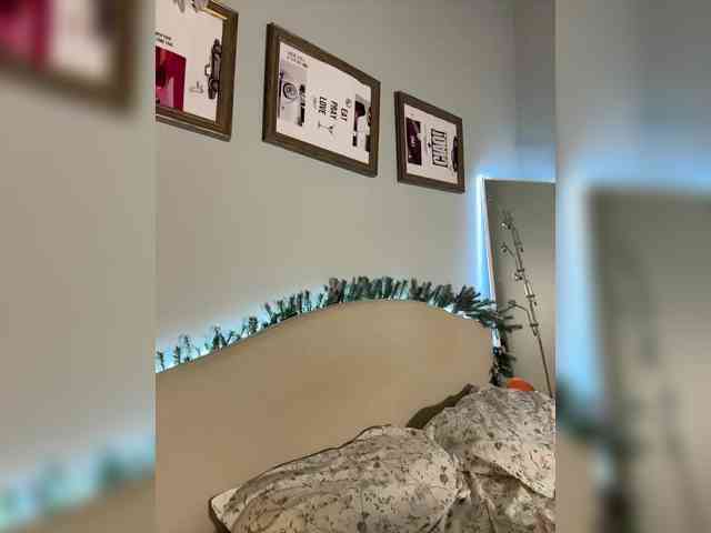 -Your-Michelle- webcam