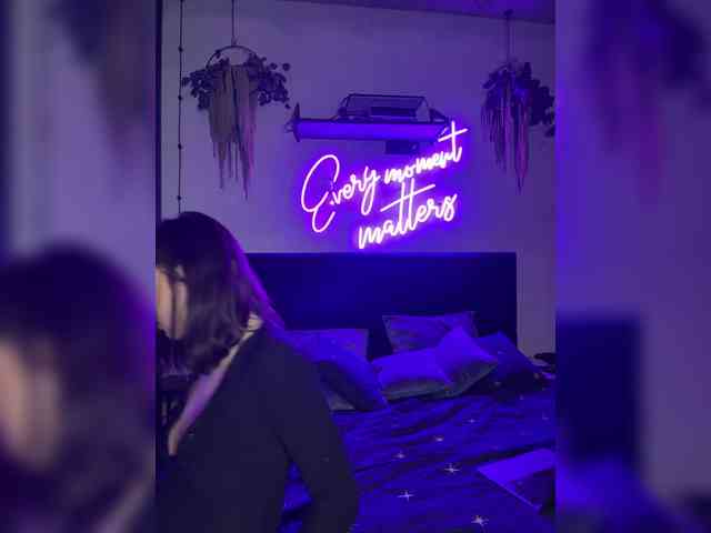 -Your-Michelle- webcam