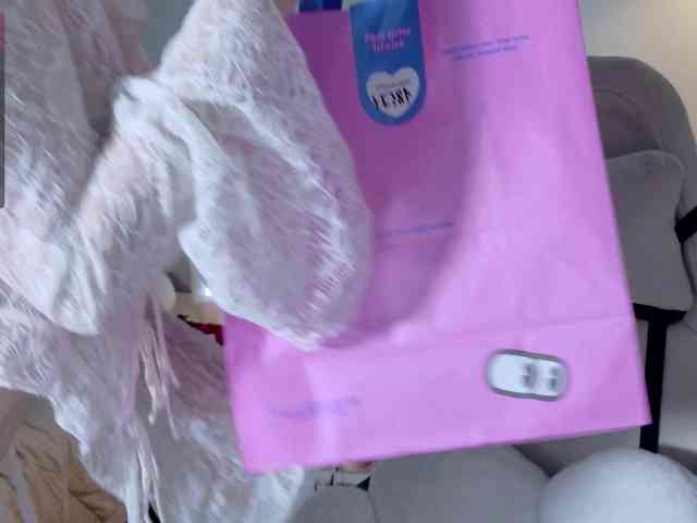 -Your-Michelle- webcam