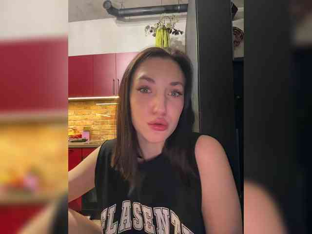 -Your-Michelle- webcam