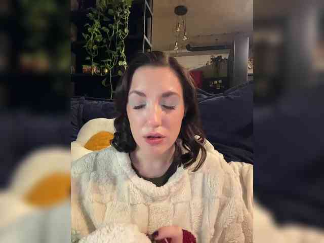 -Your-Michelle- webcam