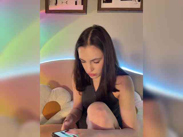 -Your-Michelle- webcam