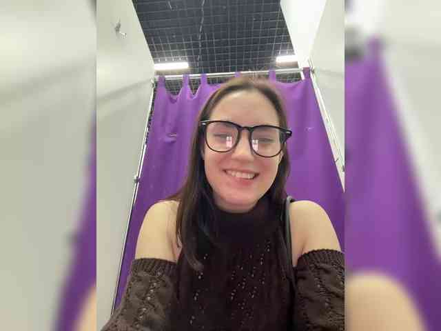 -Your-Michelle-'s webcam live show