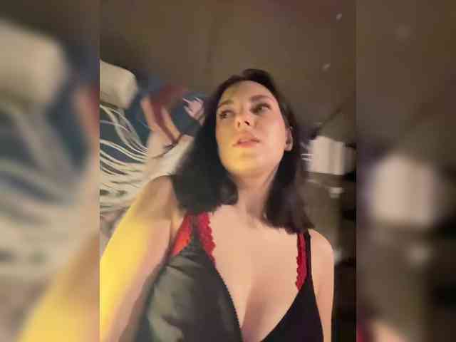 -Your-Michelle- webcam