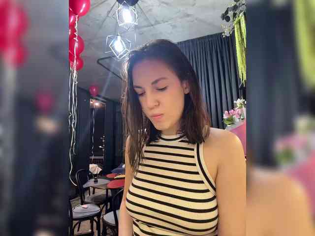 -Your-Michelle- webcam