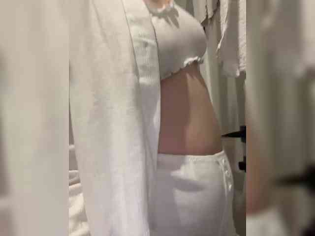 -Your-Michelle- webcam