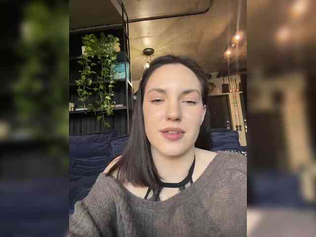 -Your-Michelle- webcam