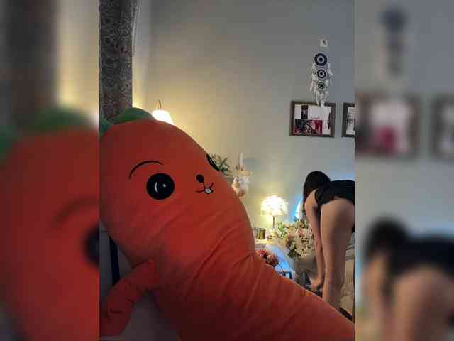 -Your-Michelle- webcam