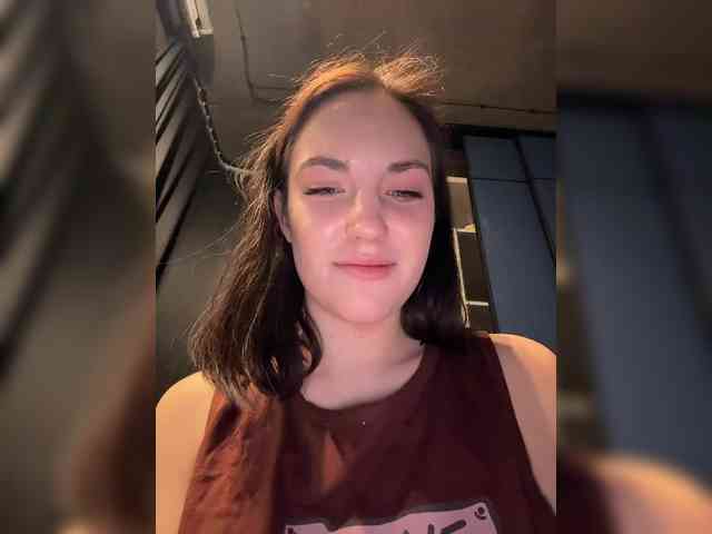 -Your-Michelle- webcam