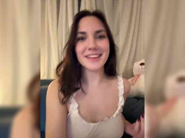 -Your-Michelle- webcam