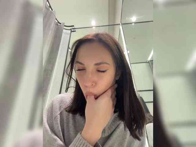 -Your-Michelle- webcam