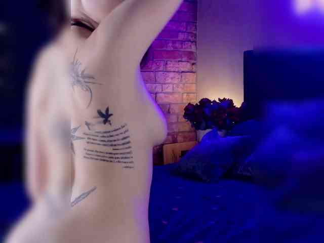 -Your-Michelle- webcam