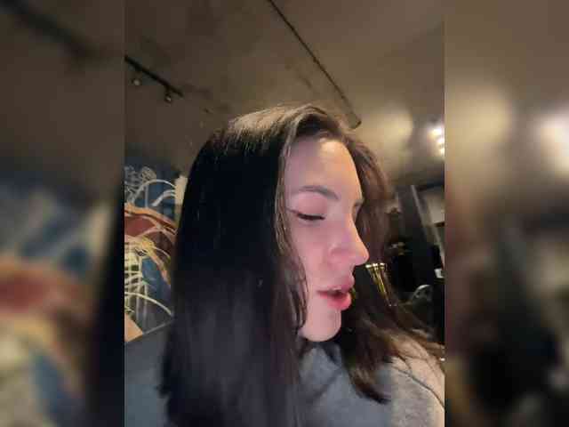 -Your-Michelle- webcam