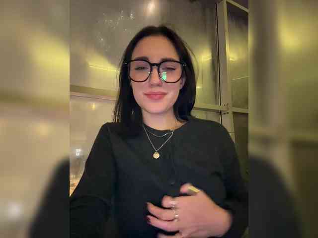 -Your-Michelle- webcam