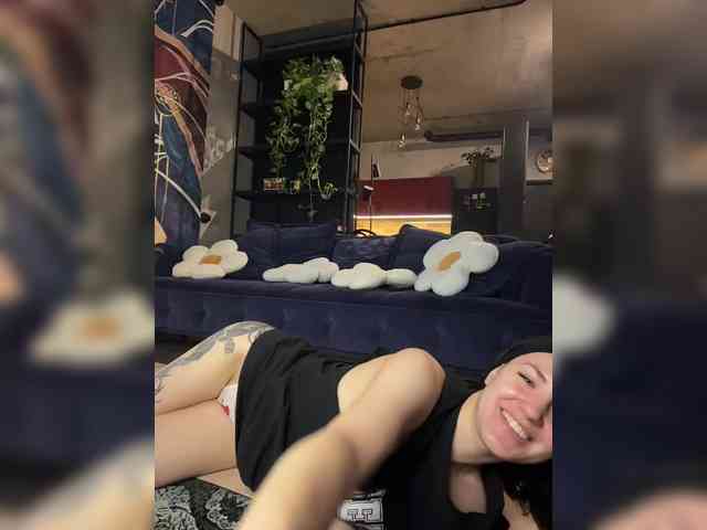 -Your-Michelle- webcam