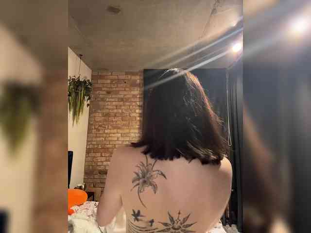 -Your-Michelle- webcam