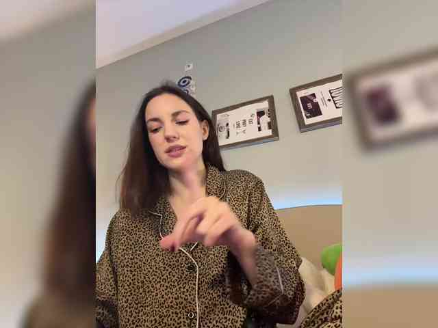 -Your-Michelle- webcam