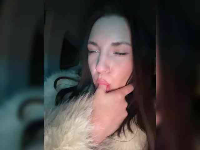 -Your-Michelle- webcam