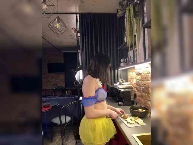 -Your-Michelle- webcam