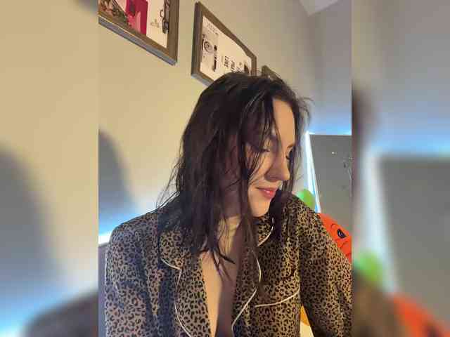 -Your-Michelle- webcam