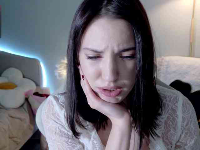 -Your-Michelle- webcam