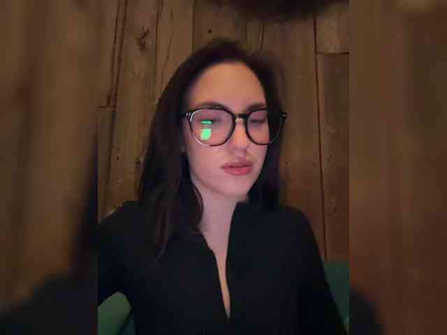 -Your-Michelle- webcam