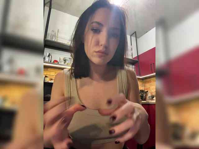 -Your-Michelle- webcam