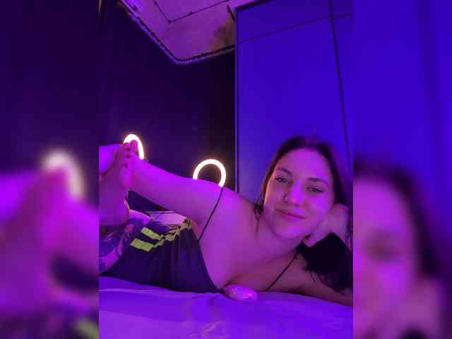 -Your-Michelle- webcam