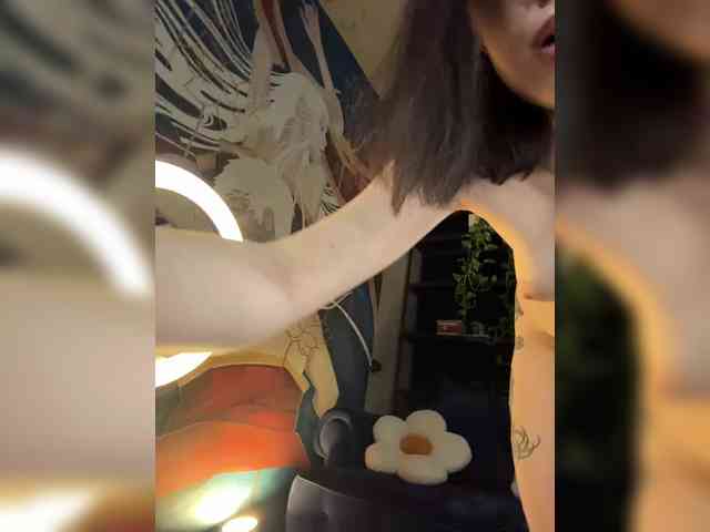 -Your-Michelle- webcam