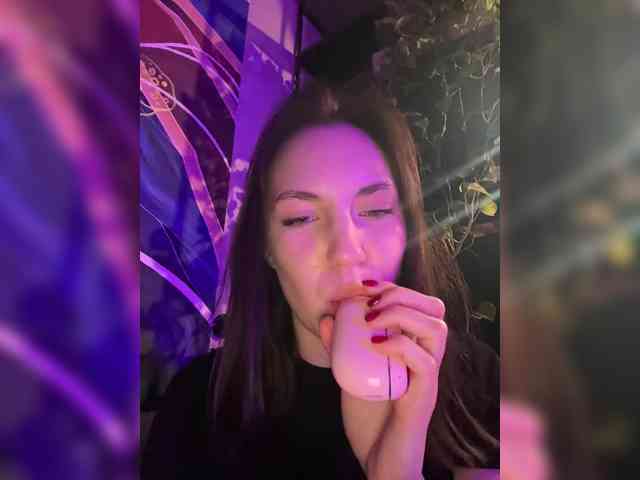 -Your-Michelle- webcam