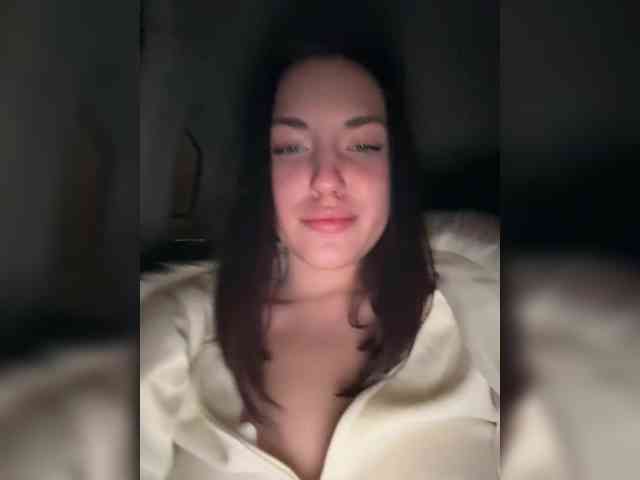 -Your-Michelle- webcam