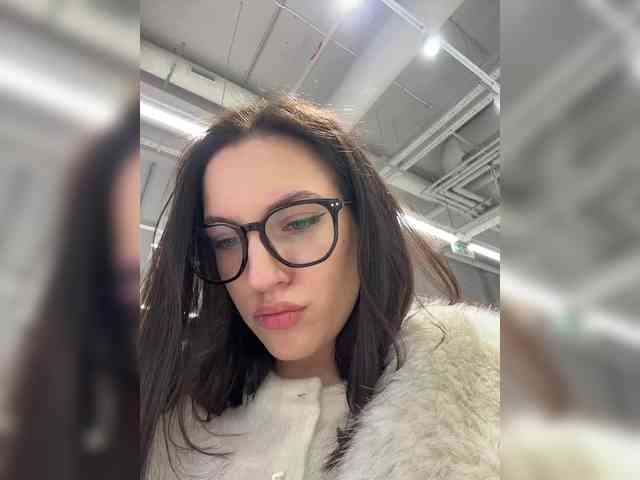 -Your-Michelle- webcam