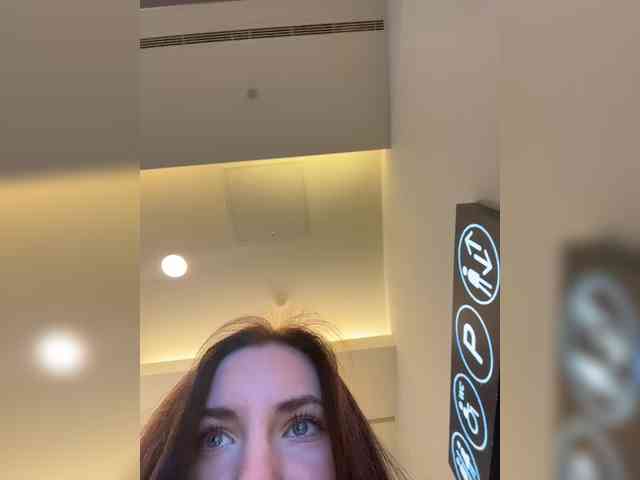 -Your-Michelle- webcam