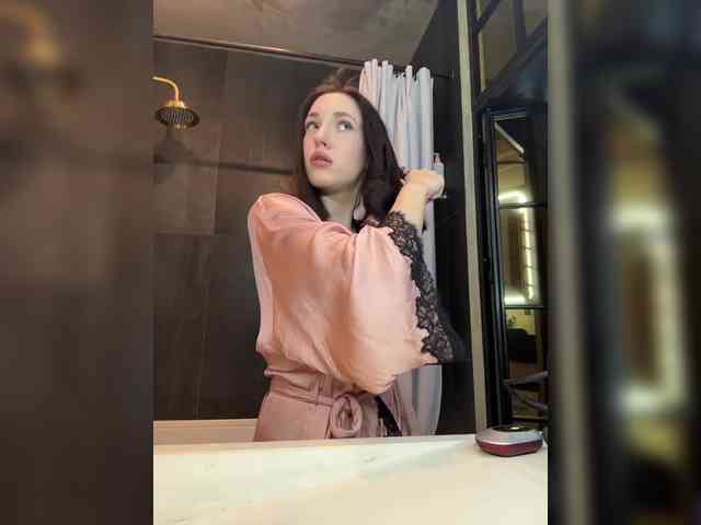 -Your-Michelle- webcam