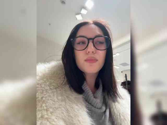 -Your-Michelle- webcam